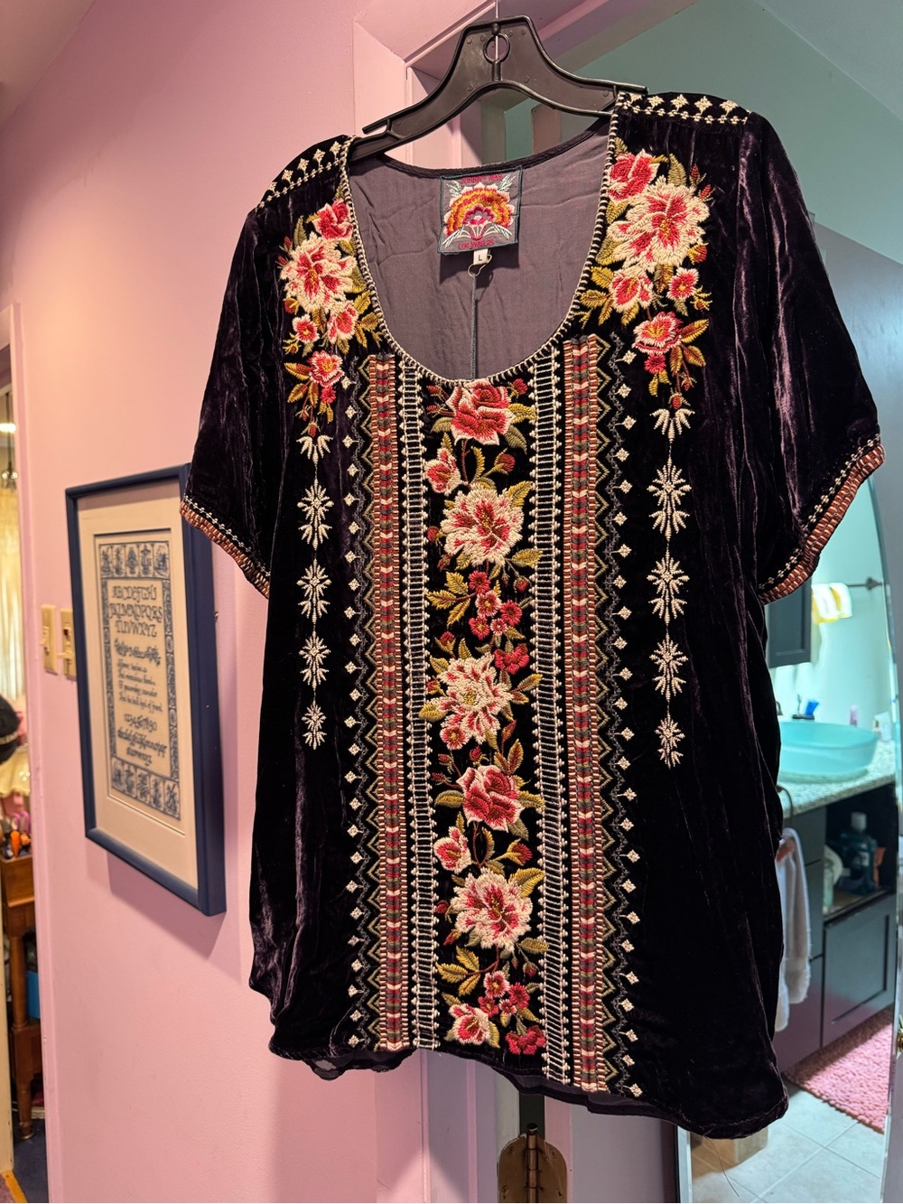 NWT!! Johnny Was Size L Velvet Floral Scoop-Neck Women's Top - Plum with Pink - Picture 2 of 9